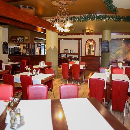 Hotel Silva 바틀돌니 외부 사진