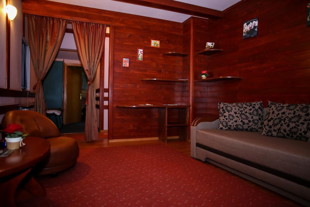 Hotel Silva 바틀돌니 외부 사진