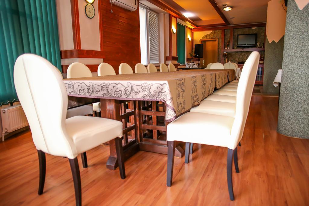 Hotel Silva 바틀돌니 외부 사진